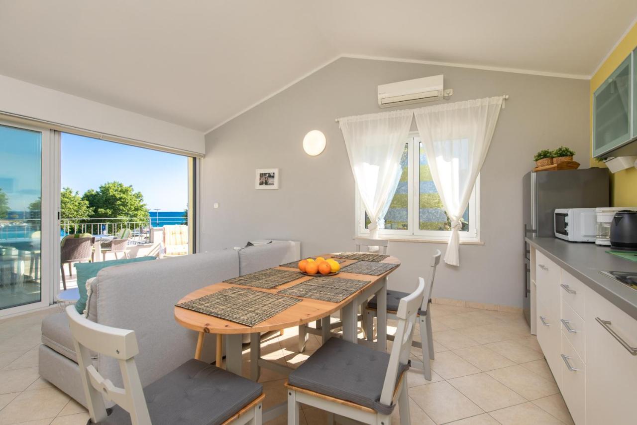 Apartment Portapisana Just 50M From The Beach Krk Town Exterior foto